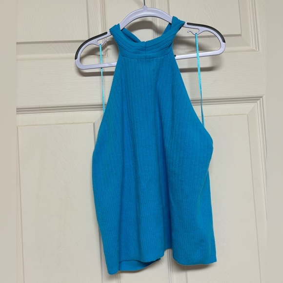 Halter Top - Picture 4 of 5